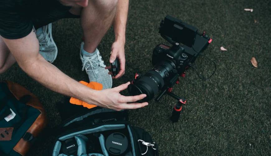 色彩心理学×动态美学，新市区产品视频拍摄公司唤醒感官冲击力